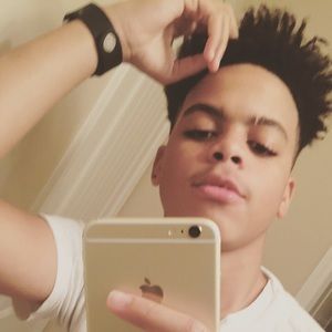 Meet your Posher, Bobby